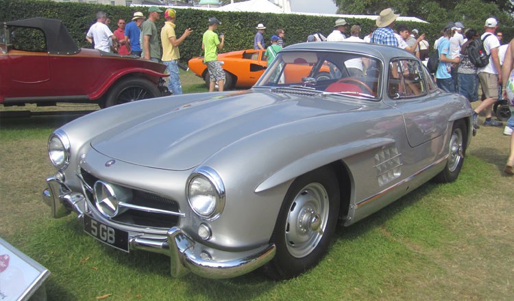 mercedes-benz-300sl-gullwing_goodwood-1jpg