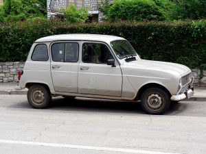 800px-renault-4-pula-p1050516jpg